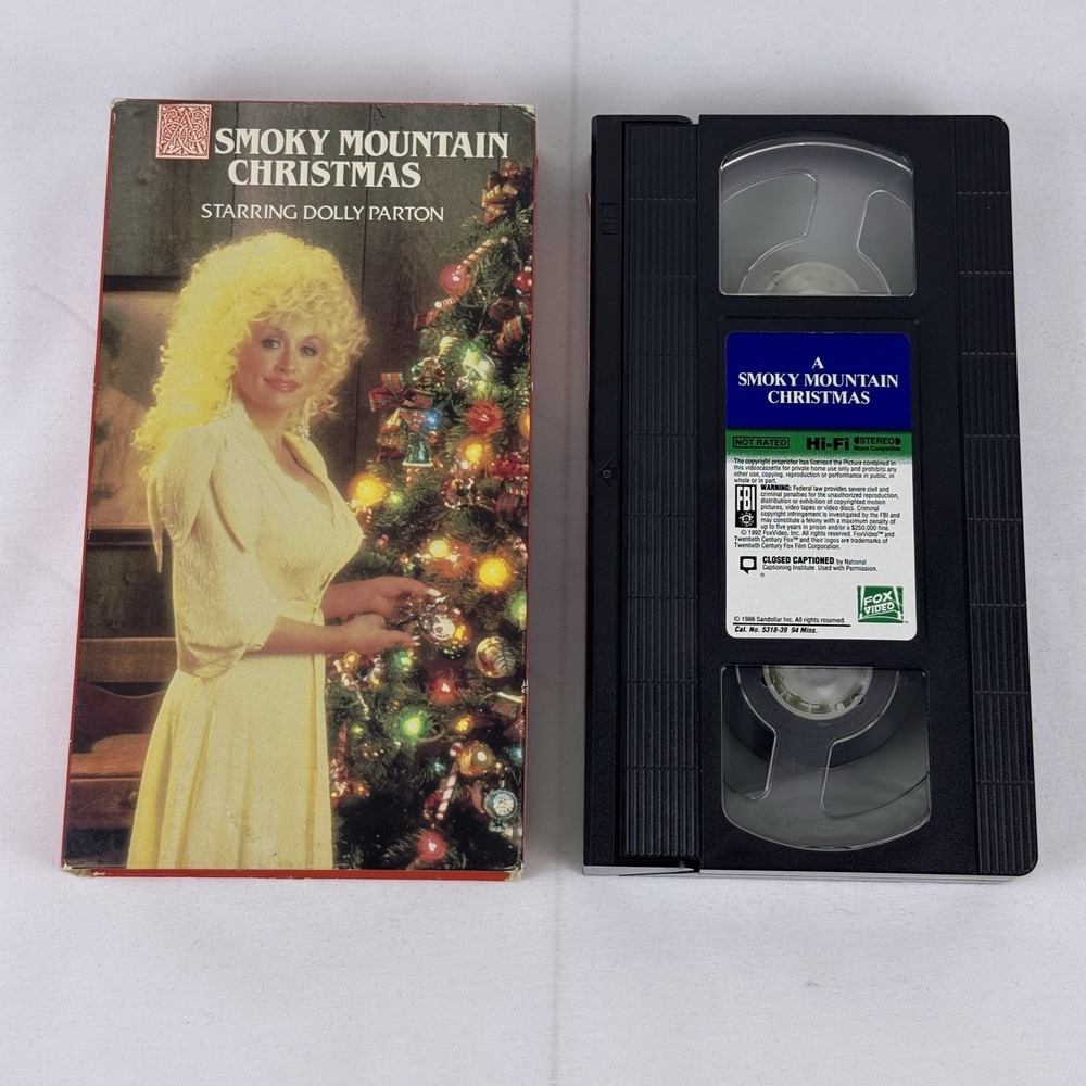 A Smoky Mountain Christmas VHS Fox Video 1991 Starring Dolly Parton, Lee Majors
